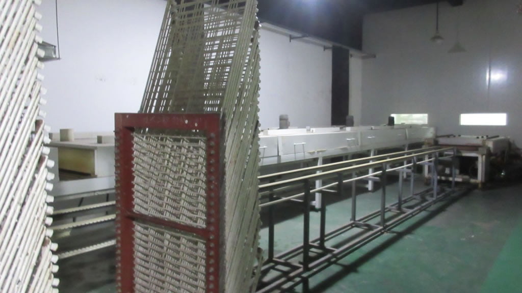 LED Bathroom Mirror Production Process Painting Line